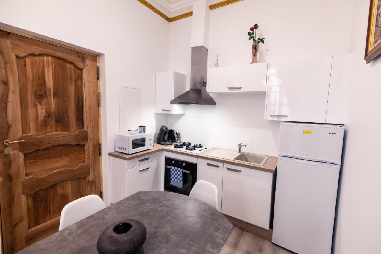 Appartement Maison De L'Eglise Du Couvent 나르본 외부 사진