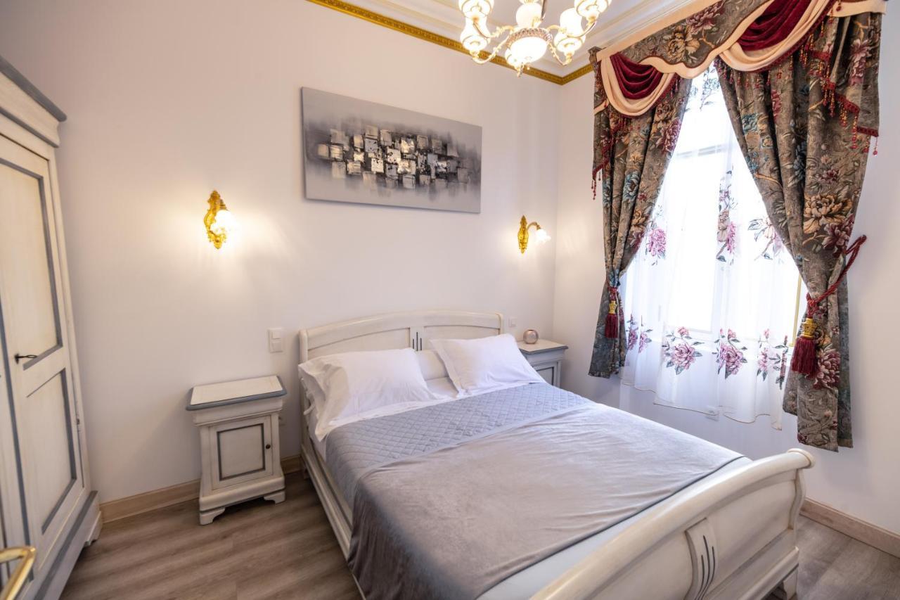 Appartement Maison De L'Eglise Du Couvent 나르본 외부 사진