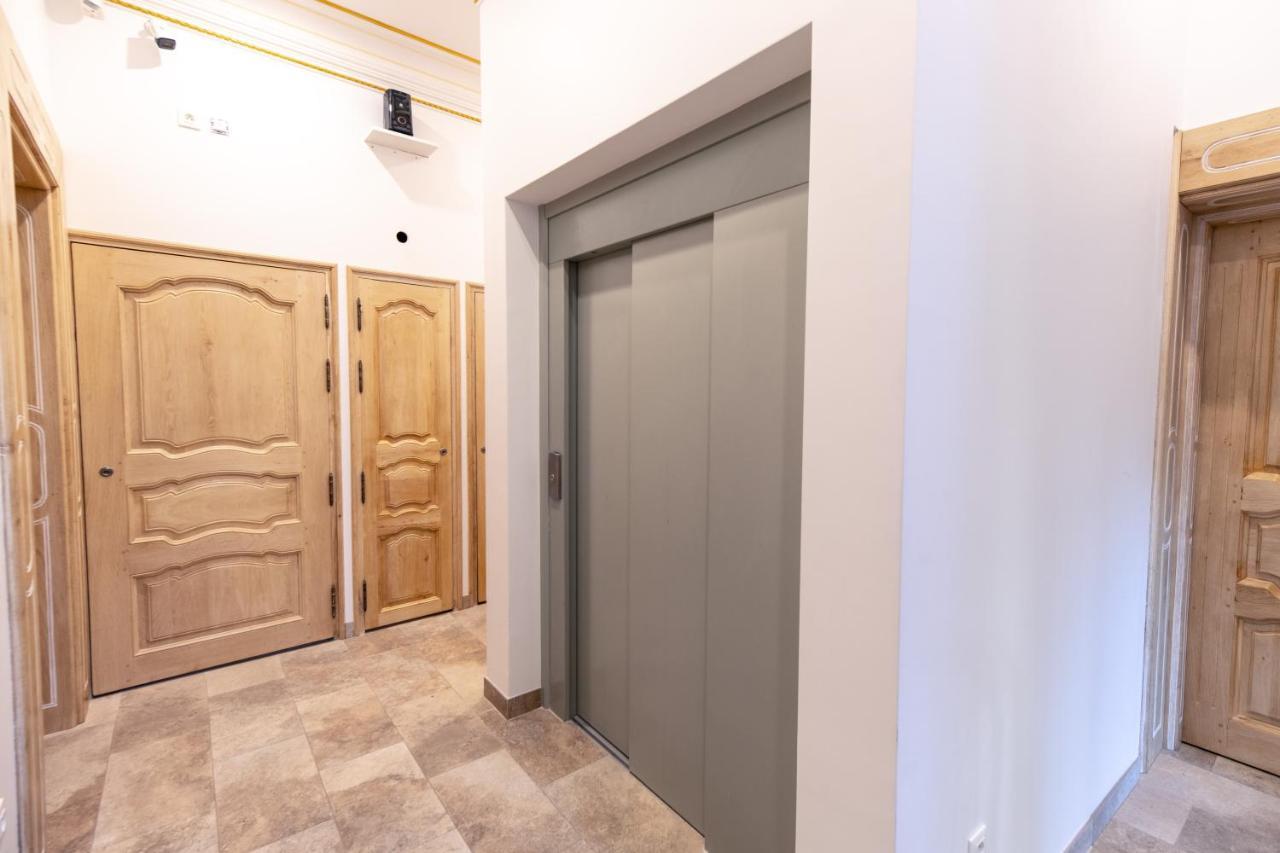 Appartement Maison De L'Eglise Du Couvent 나르본 외부 사진